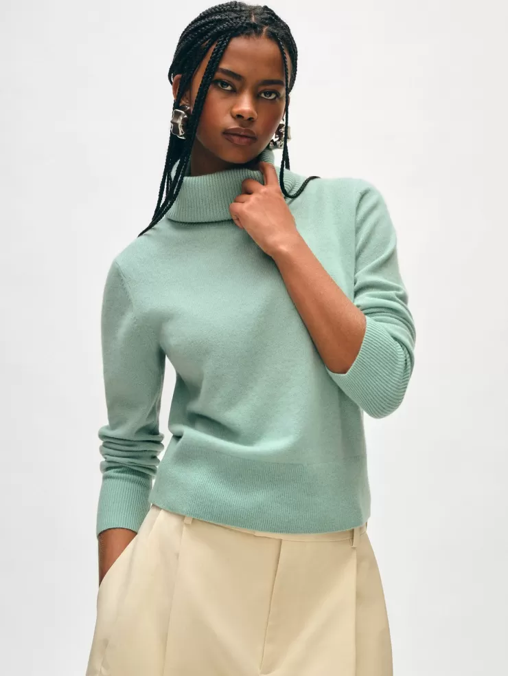 Essential Turtleneck Sweater In >WHITE AND WARREN Fashion