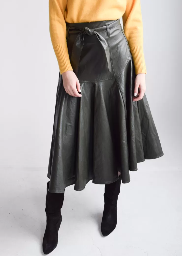 Vegan Leather Prairie Midi Skirt In >NEVER A WALLFLOWER Shop