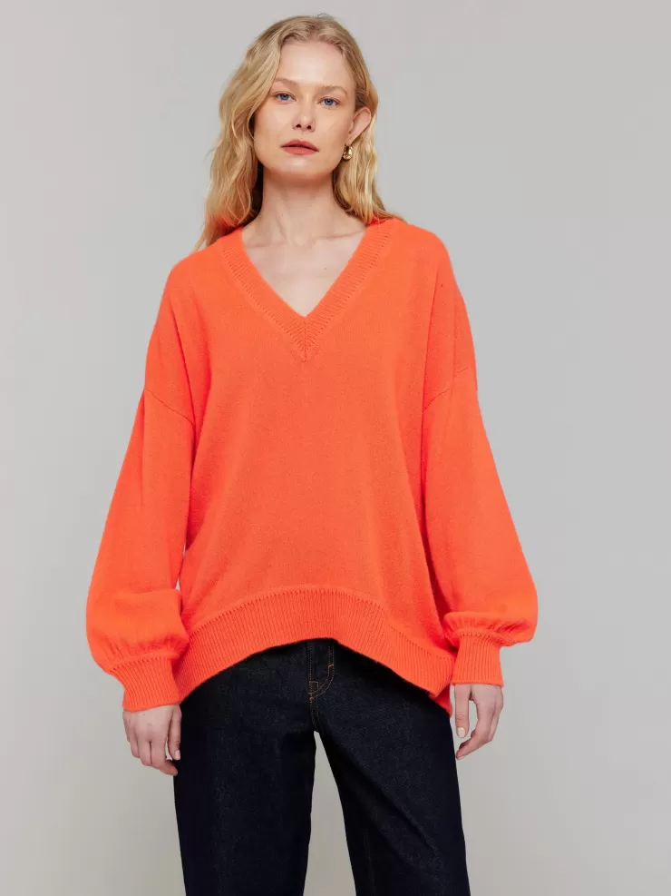 Verity Cashmere V-Neck Sweater In >BRODIE Hot
